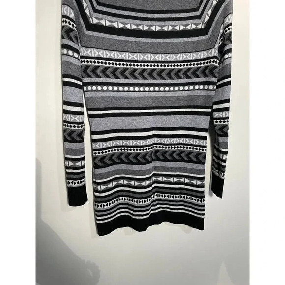 Krimson Klover Striped‎ Nordic Wool Blend Zipper Neck Sweater - Picture 10 of 11